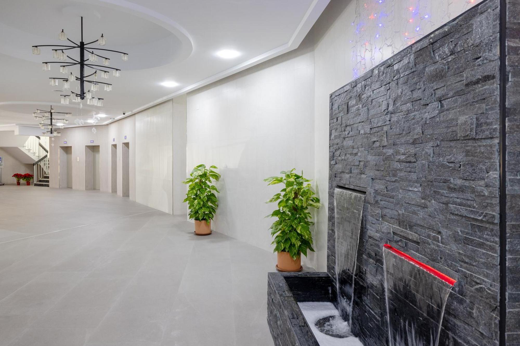 טורמולינוס Sun Apartments מראה חיצוני תמונה