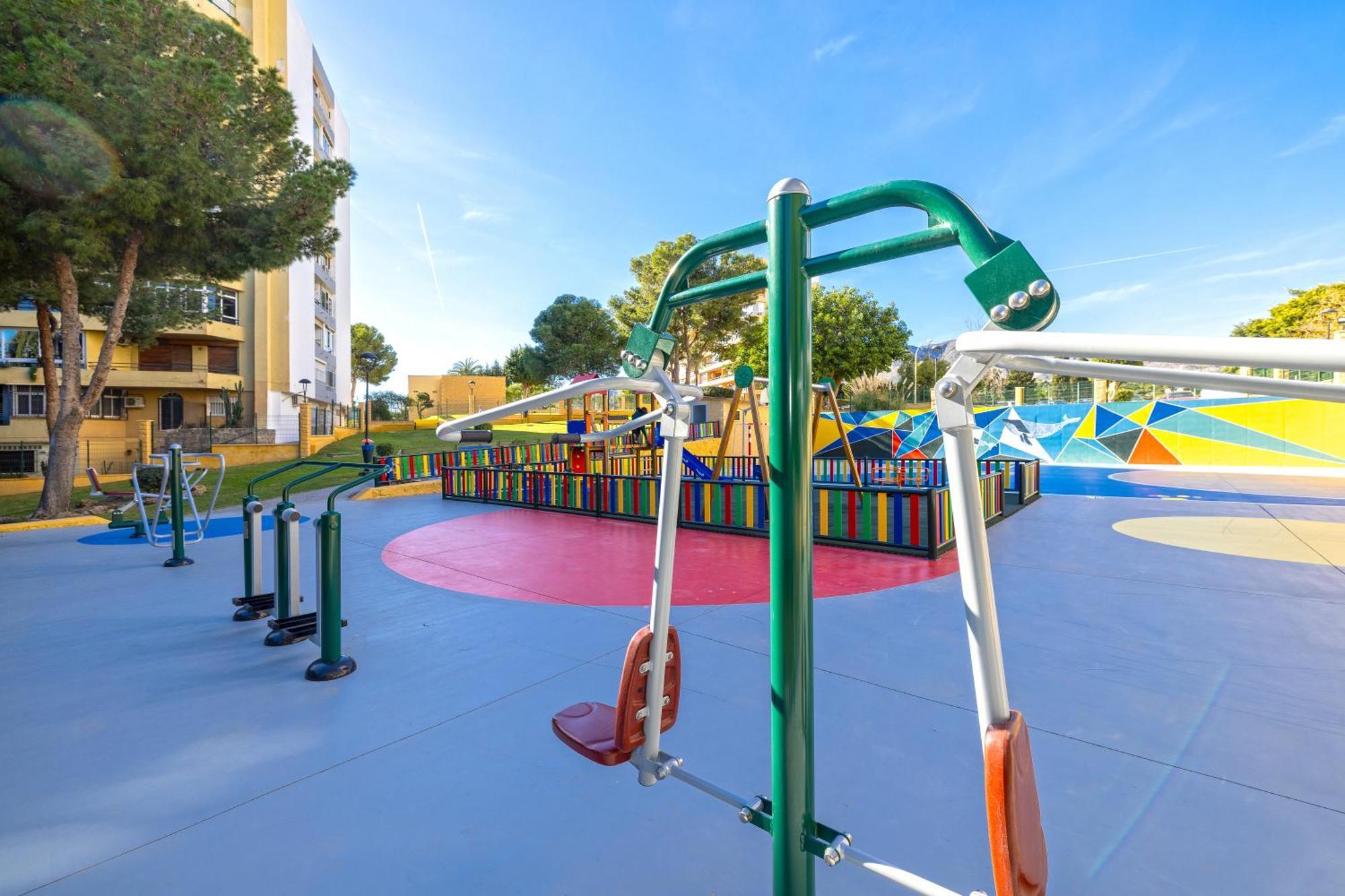 טורמולינוס Sun Apartments מראה חיצוני תמונה