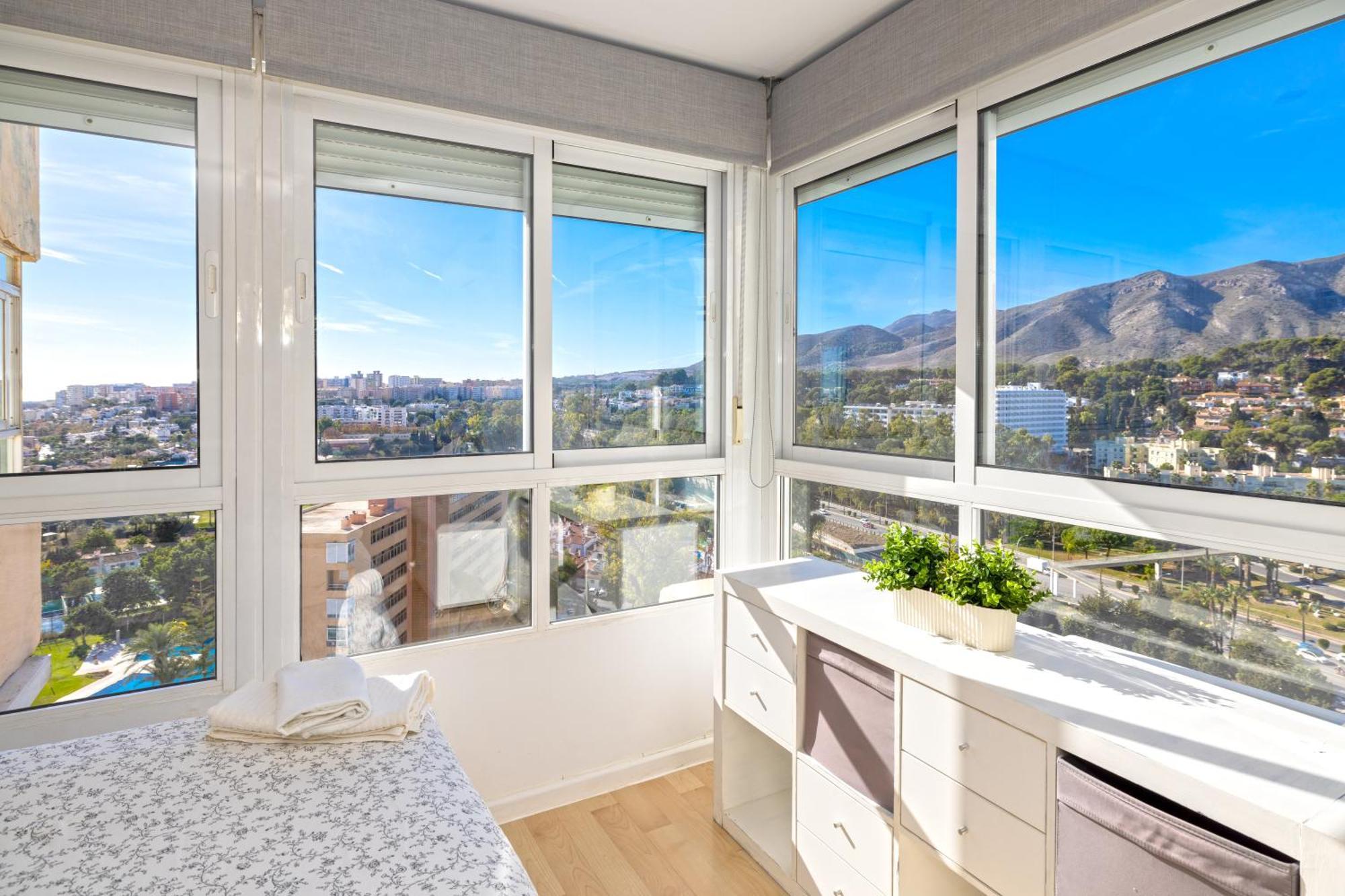 טורמולינוס Sun Apartments מראה חיצוני תמונה