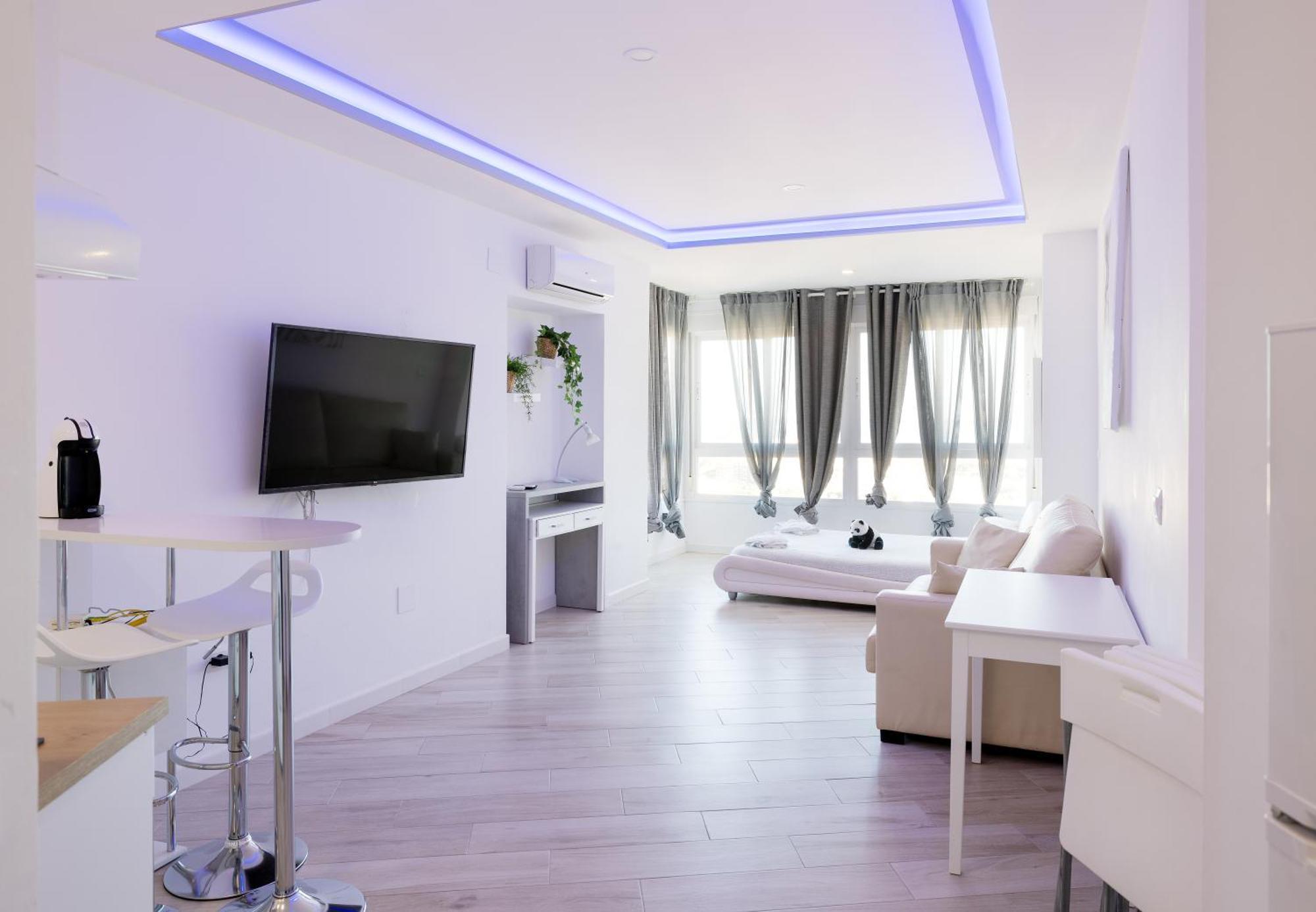 טורמולינוס Sun Apartments מראה חיצוני תמונה